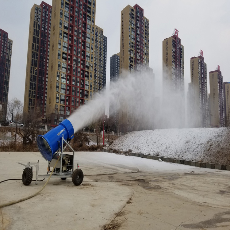 造雪機